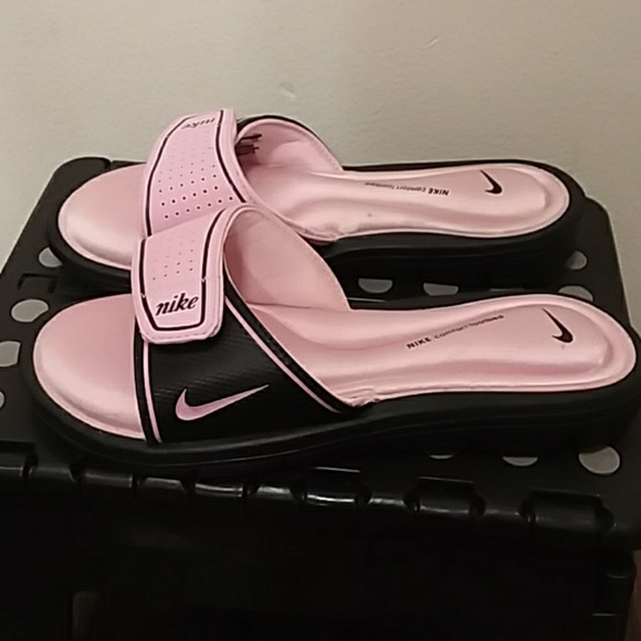 buy nike sandals